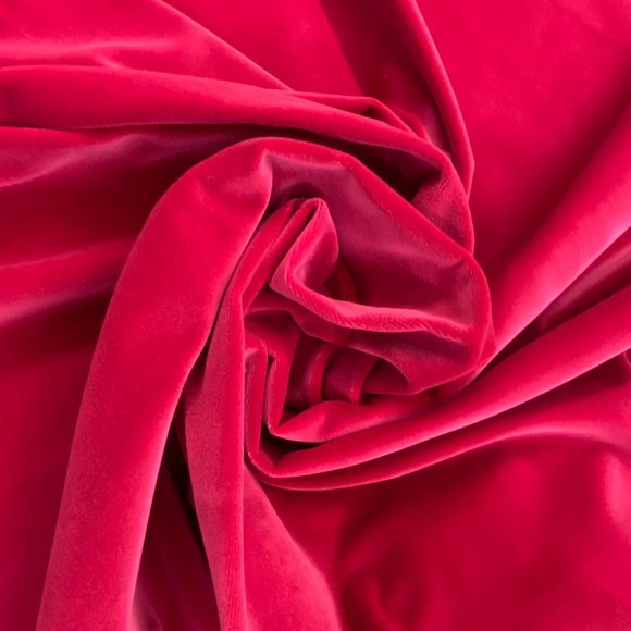 Velvet - Picture 1 of 3